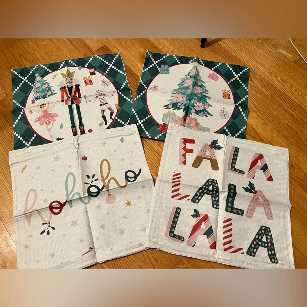 4 Festive Holiday pillow covers Set